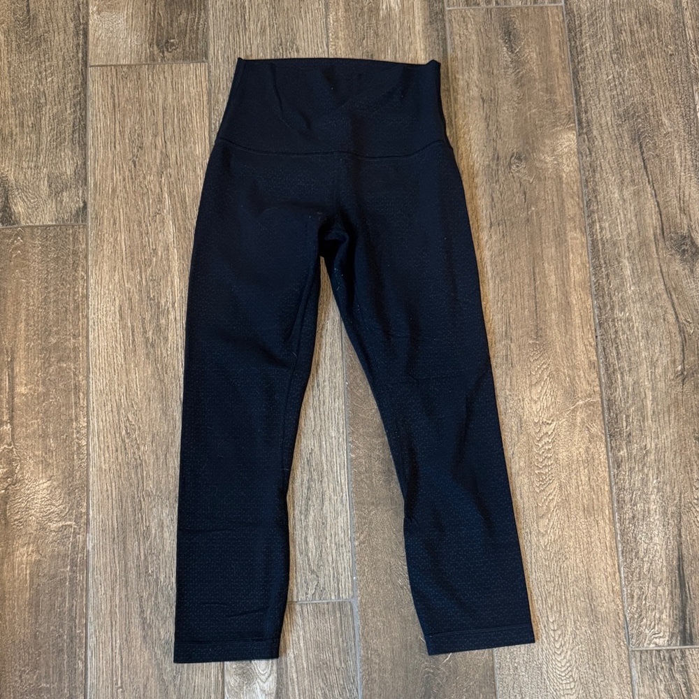 Black Cropped Lululemon Align Leggings